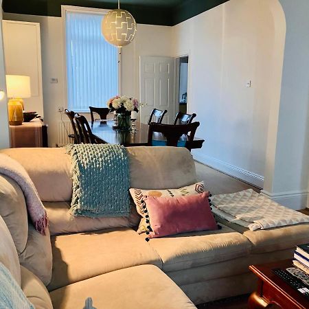 Romford Cottage - Close To Centre, Hospital Crownworks Studio Nissan And Stadium Of Light 森德兰 外观 照片
