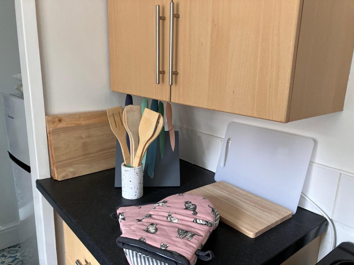 Romford Cottage - Close To Centre, Hospital Crownworks Studio Nissan And Stadium Of Light 森德兰 外观 照片